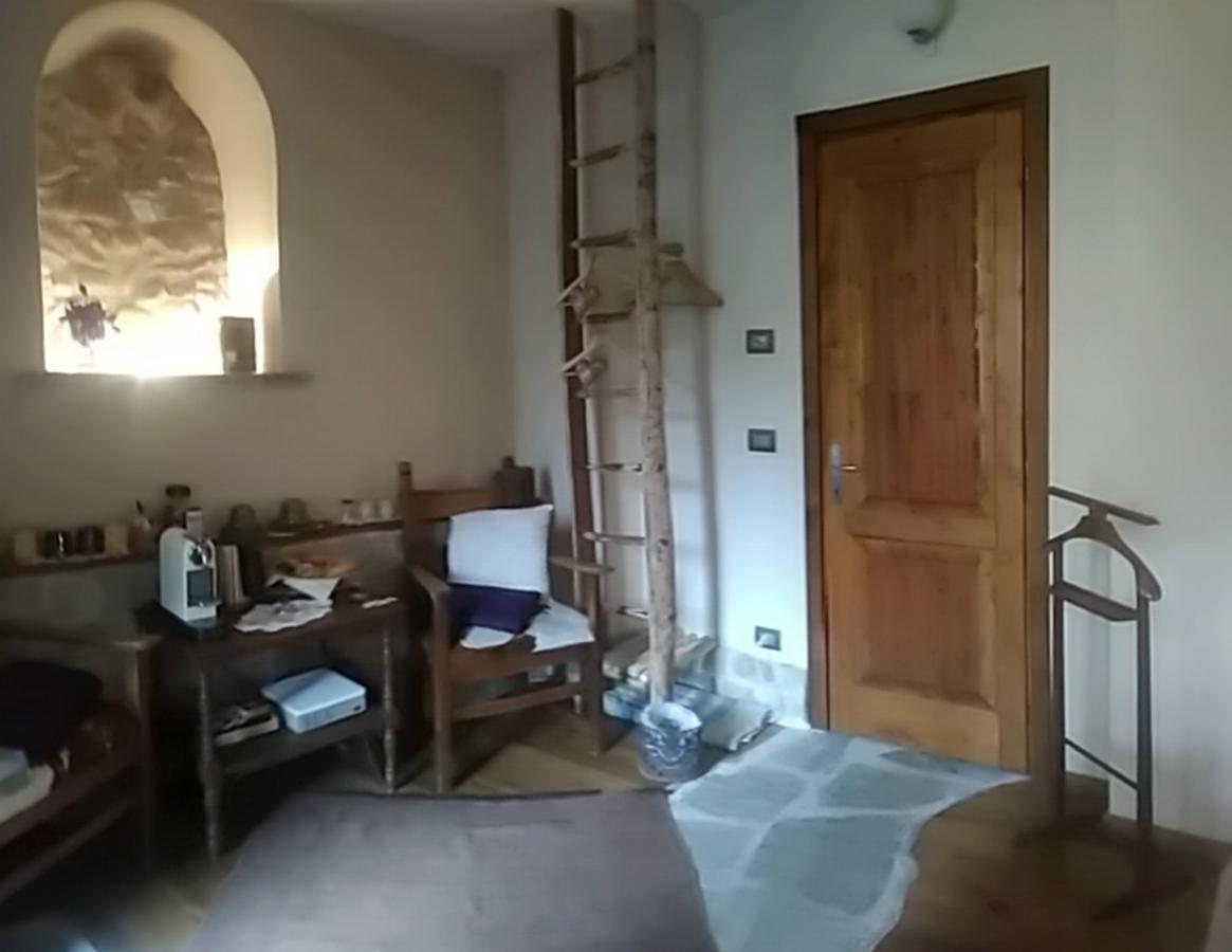 B&B L'Abric - Centro Storico Di Limonetto Лимоне-Пьемонте Экстерьер фото